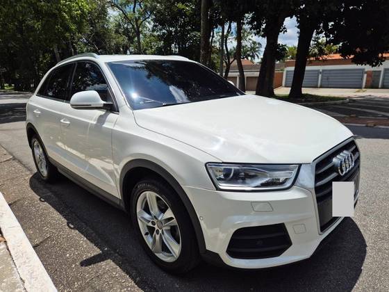 AUDI Q3 1.4 TFSI AMBIENTE FLEX 4P S TRONIC